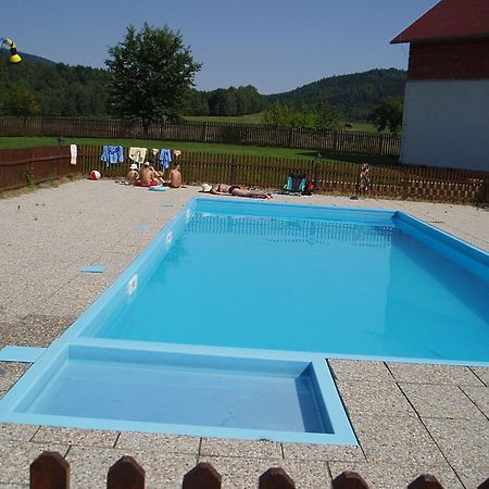Restaurace A Penzion Ceska Hospoda Heřmanice Εξωτερικό φωτογραφία