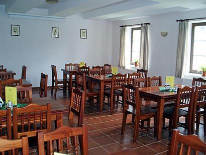 Restaurace A Penzion Ceska Hospoda Heřmanice Εξωτερικό φωτογραφία